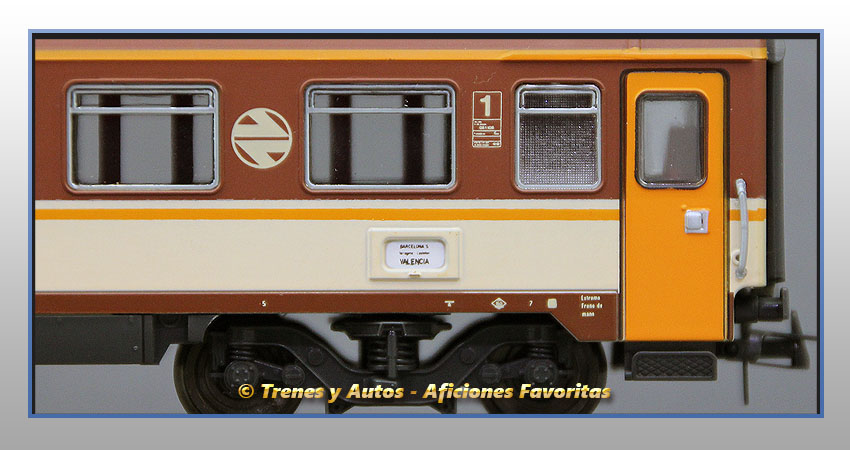 Coche pasajeros Serie 10000 AA-10001 "Estrella" - Renfe